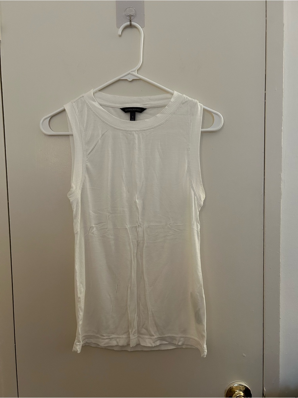 Banana Republic Ribbed Shrunken T-Shirt